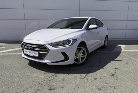 Hyundai Elantra 2018 года с пробегом 149 500 км