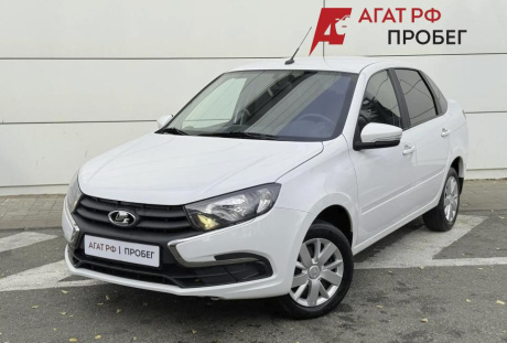 LADA Granta седан 2023 года с пробегом 41 326 км