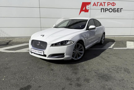 Jaguar XF 2015 года с пробегом 110 000 км