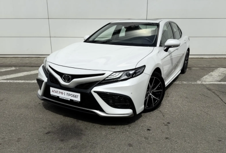 Toyota Camry 2023 года с пробегом 60 339 км