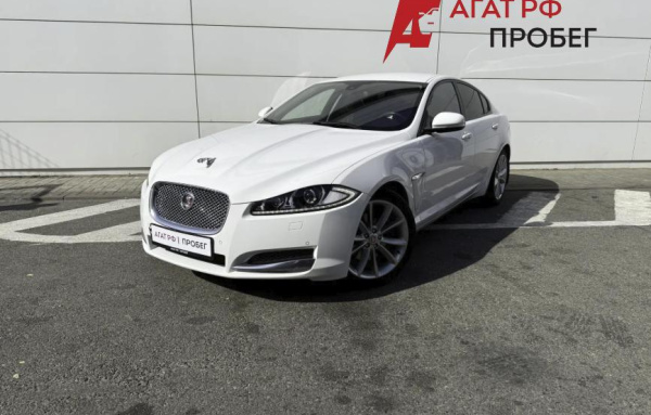 Jaguar XF 2015 года с пробегом 110 000 км, фото 1