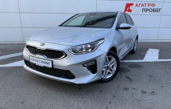Kia Cee'd 2019 года с пробегом 90 194 км, фото 1