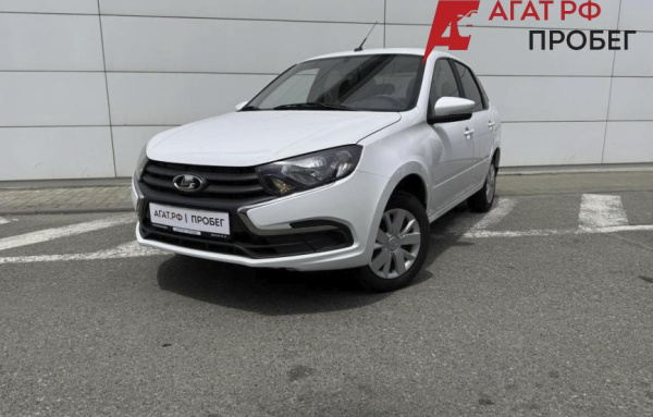 LADA Granta седан 2023 года с пробегом 49 070 км, фото 1