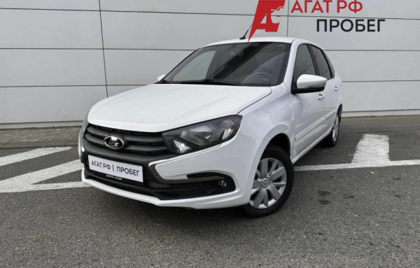 LADA Granta седан 2018 года с пробегом 111 000 км, фото 1