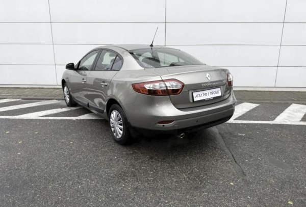 Renault Fluence 2011 года с пробегом 91 145 км, фото 7