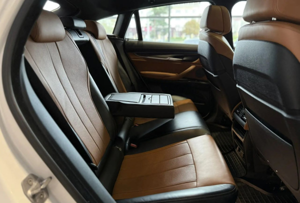 BMW X6 2018 года с пробегом 172 460 км, фото 17